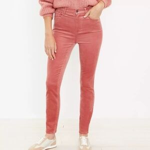 LOFT Skinny Pants in Corduroy, Color Pink Size 4/27